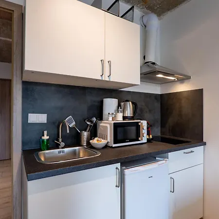 Daire Brand New #17 Near Center With Free Street Parking