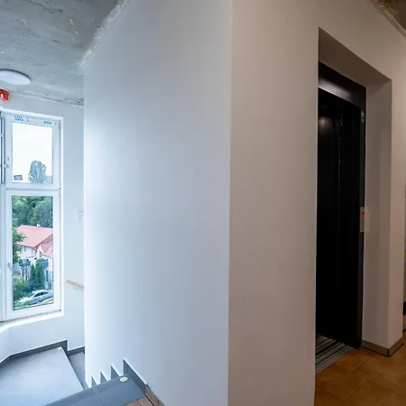 Apartamento Brand New #17 Near Center With Free Street Parking *